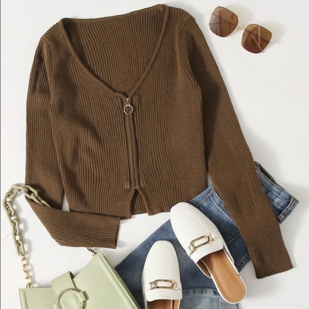 zip up brown long sleeve